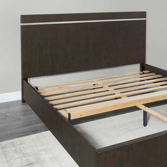 Mika modern queen bed